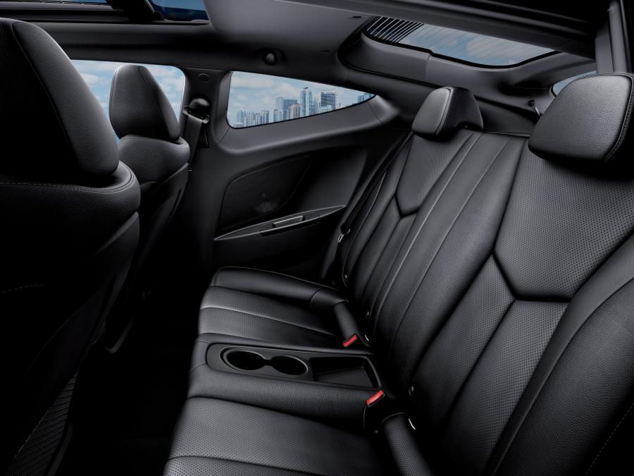  Hyundai Veloster Turbo 2015 года  (ZA) (фото 7 из 8)